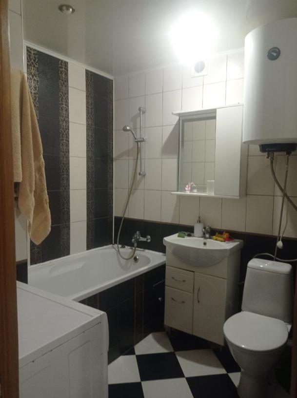 Квартира, 3-кімн., Харьков, 520м/р, Валентиновская