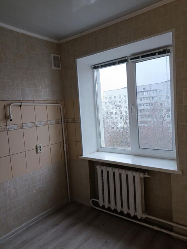 Квартира, 1-кімн., Харьков, Залютино, Золочевская