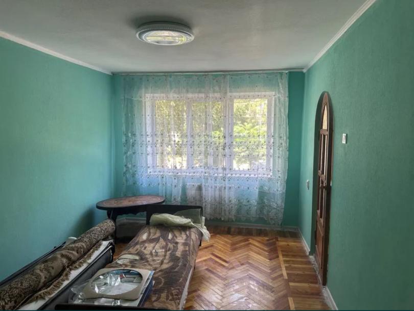 Квартира, 3-кімн., Харьков, 533м/р, Светлая
