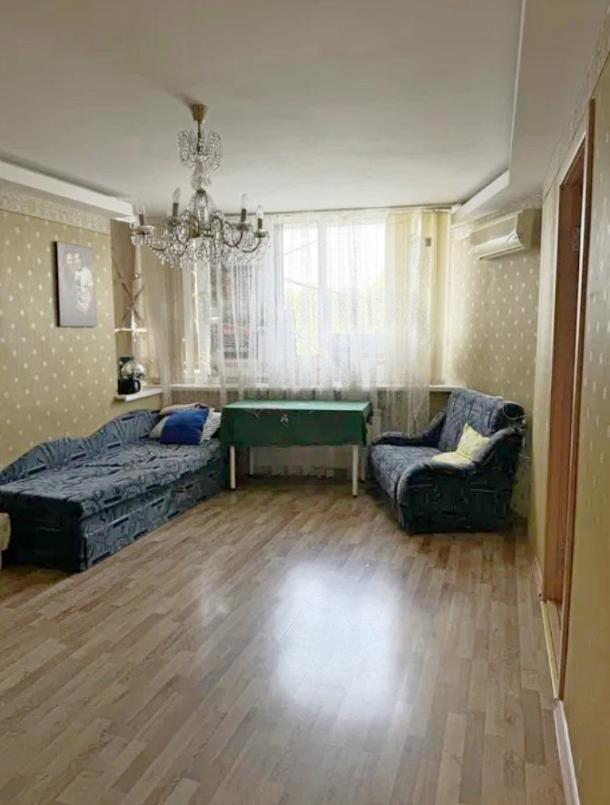 Квартира, 3-кімн., Харьков, Гагарина метро , Гимназическая наб. (Красношкольная набережная)