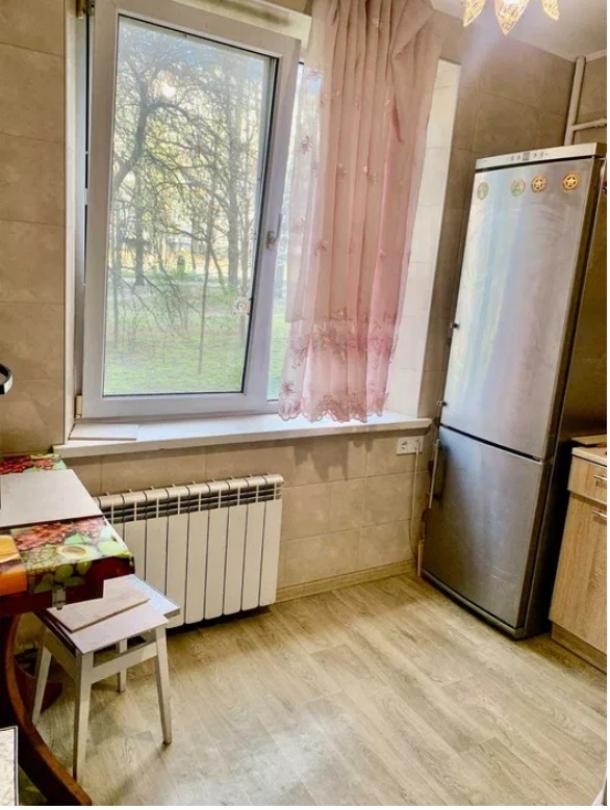 Квартира, 1-кімн., Харьков, 608м/р, Гвардейцев Широнинцев Квартира, 1-кімн., Харьков, 608м/р, Гвардейцев Широнинцев
