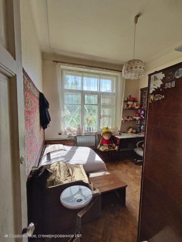 Квартира, 3-кімн., Харьков, Госпром, Независимости пр. (Правды пр.)