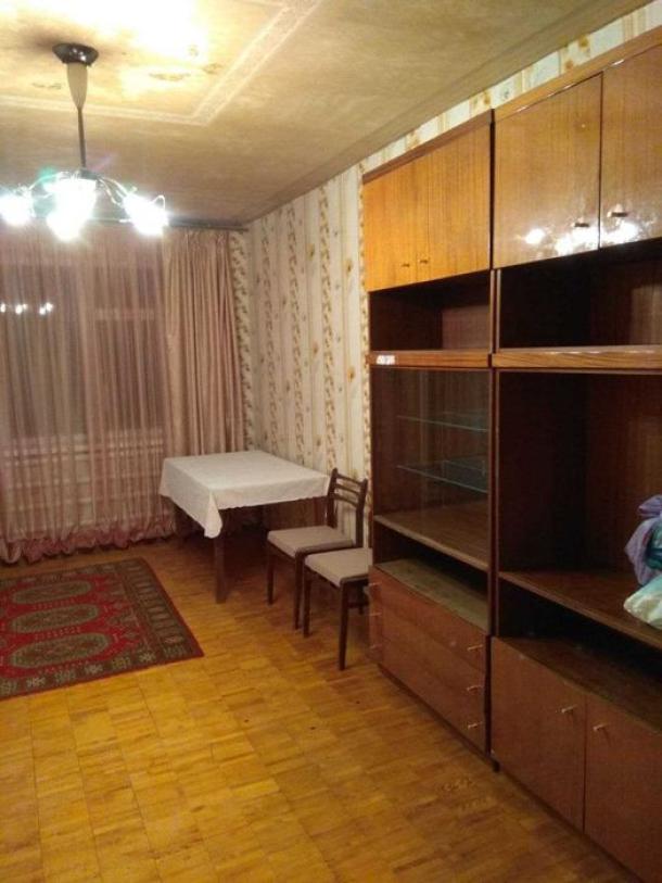 Квартира, 3-кімн., Харьков, 520м/р, Гвардейцев Широнинцев