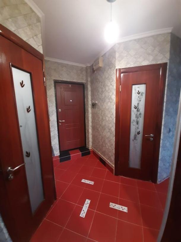 Квартира, 3-кімн., Харьков, 603м/р, Тракторостроителей просп.