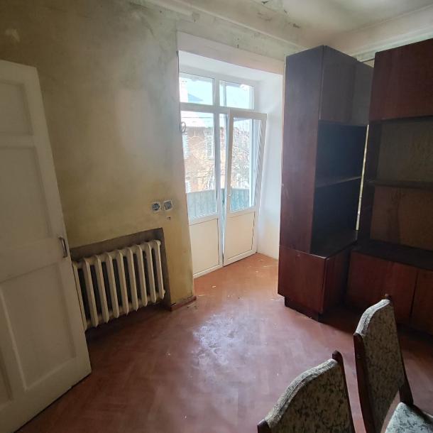 Квартира, 3-кімн., Харьков, Павлово Поле, Сумгаитская