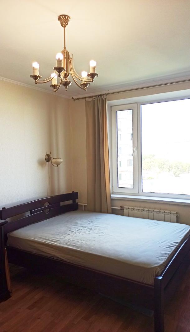 Квартира, 3-кімн., Харьков, 626м/р, Амосова