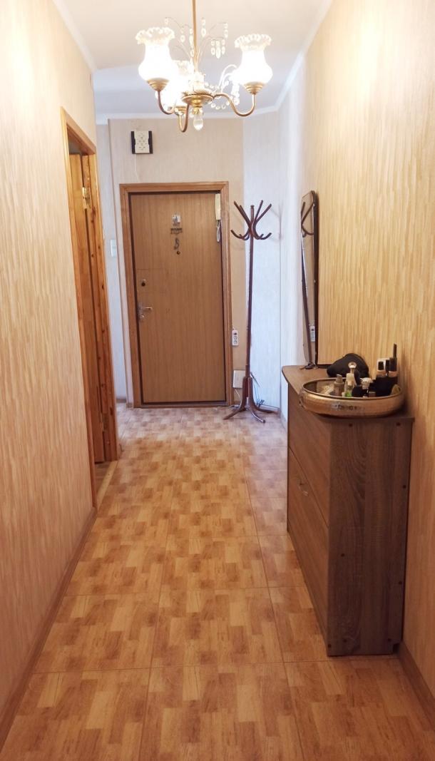 Квартира, 3-кімн., Харьков, 626м/р, Амосова