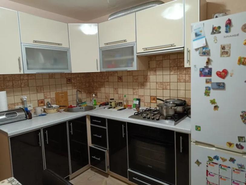 Квартира, 2-кімн., Чугуев, Чугуевский район, Медицинский пер.