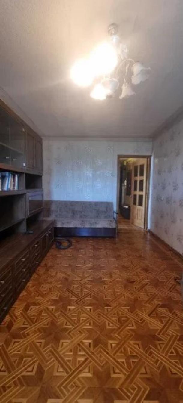 Квартира, 3-кімн., Харьков, Сосновая горка, Клочковская