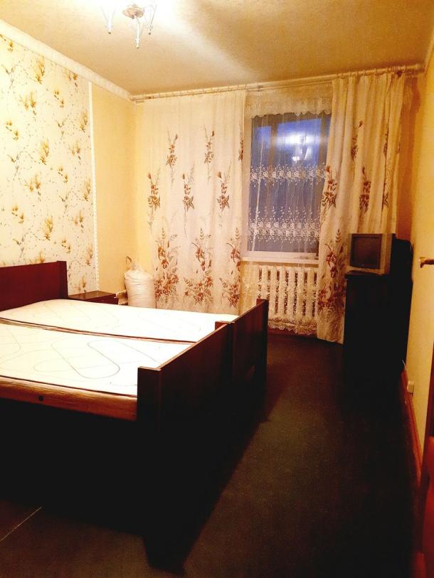 Квартира, 3-кімн., Харьков, 533м/р, Тракторостроителей просп.