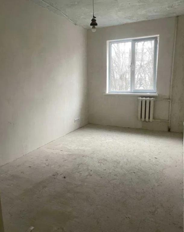 Квартира, 3-кімн., Харьков, 533м/р, Светлая