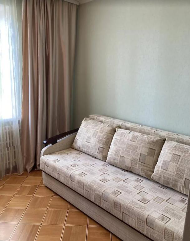 Квартира, 3-кімн., Харьков, Пятихатки, Академика Курчатова проспект