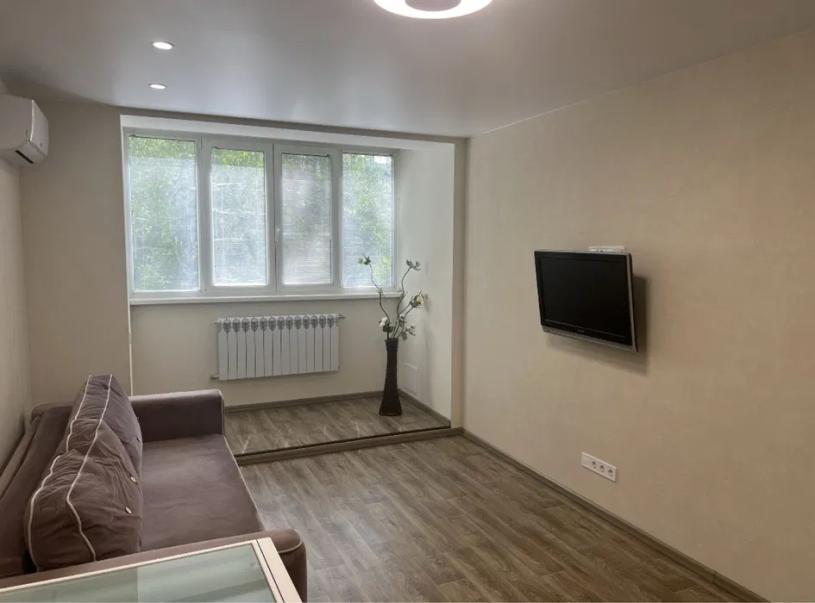 Квартира, 2-кімн., Харьков, 522м/р, Непокоренных (Героев Труда)