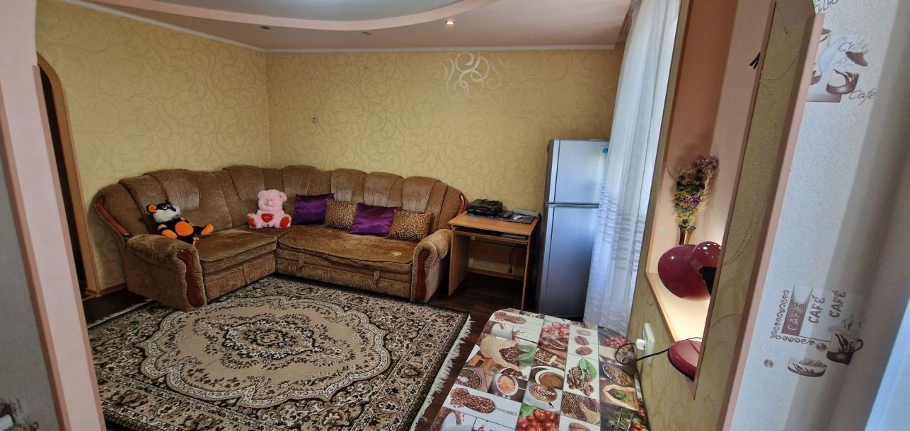 Квартира, 3-кімн., Чугуев, Чугуевский район, Харьковская