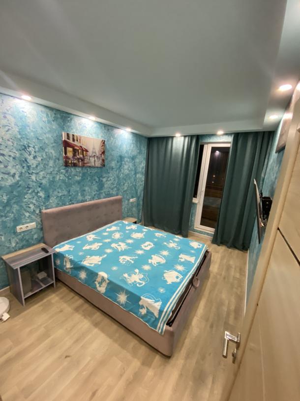 Квартира, 3-кімн., Харьков, 601м/р, Амосова