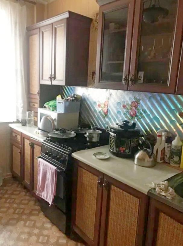Квартира, 3-кімн., Чугуев, Чугуевский район, Харьковская