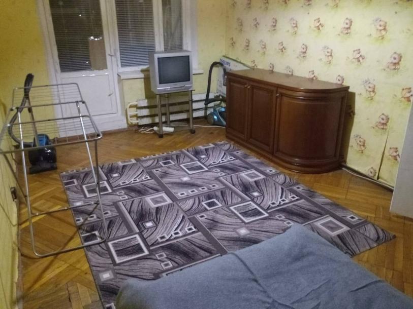 Квартира, 3-кімн., Харьков, 656м/р, Юбилейный пр. (50 лет ВЛКСМ пр.)