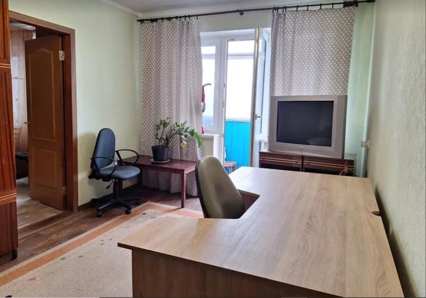 Квартира, 2-кімн., Харьков, Новые Дома, Каденюка (Танкопия)