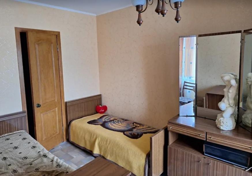 Квартира, 2-кімн., Харьков, Новые Дома, Каденюка (Танкопия)
