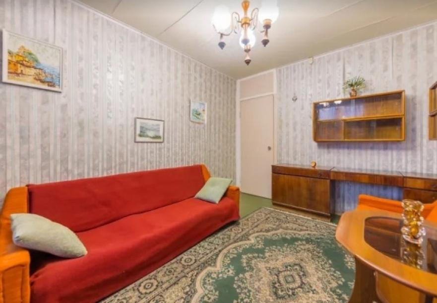 Квартира, 3-кімн., Харьков, Гагарина метро , Аэрокосмический просп. (Гагарина проспект)