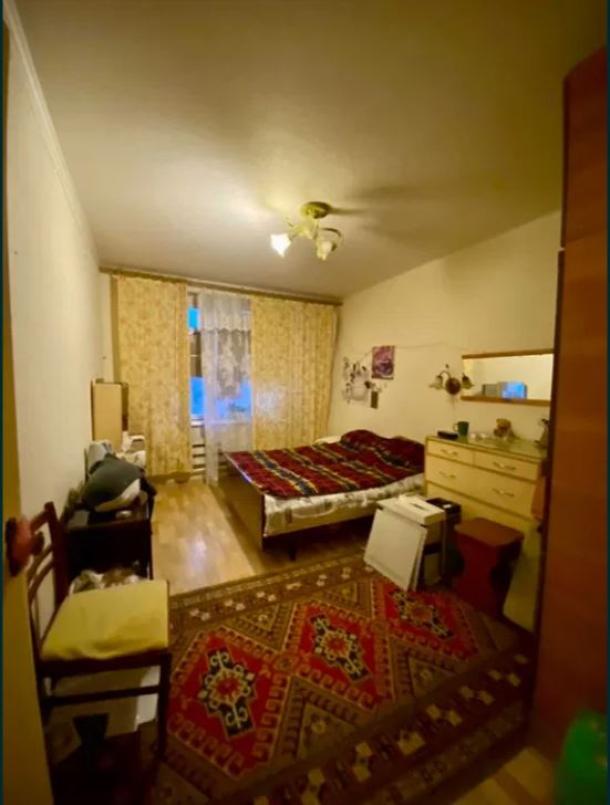 Квартира, 3-кімн., Харьков, 524м/р, Гвардейцев Широнинцев