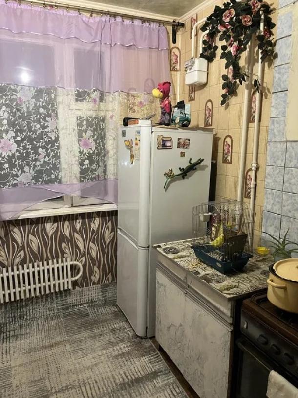 Квартира, 3-кімн., Чугуев, Чугуевский район, Гагарина в-зд