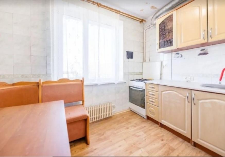 Квартира, 3-кімн., Харьков, 520м/р, Академика Павлова