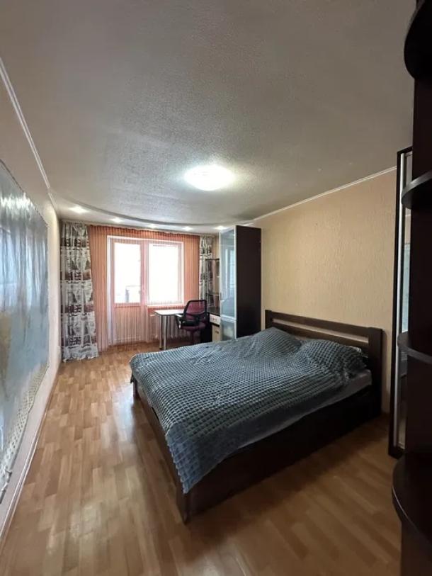 Квартира, 3-кімн., Харьков, Восточный, Мира