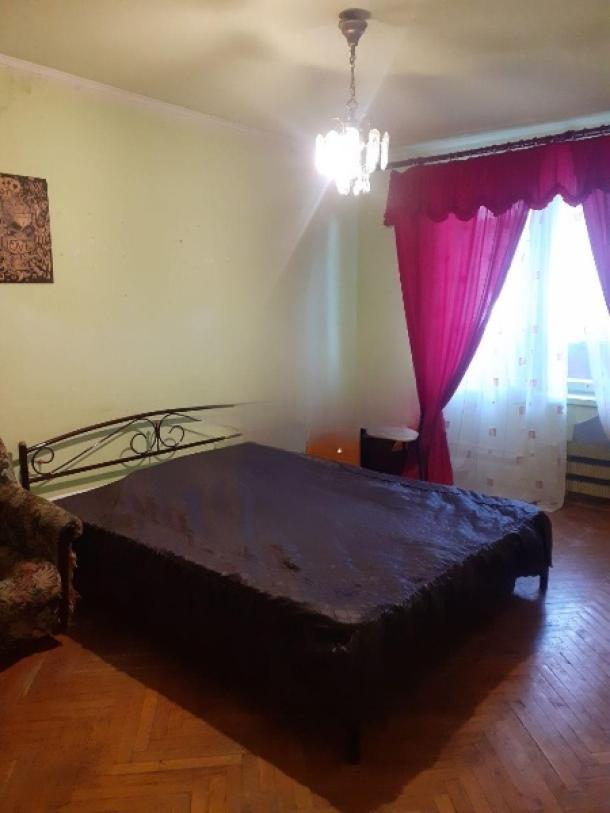 Квартира, 1-кімн., Харьков, 533м/р, Непокоренных (Героев Труда)
