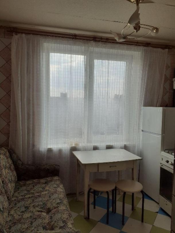 Квартира, 1-кімн., Харьков, 533м/р, Непокоренных (Героев Труда)