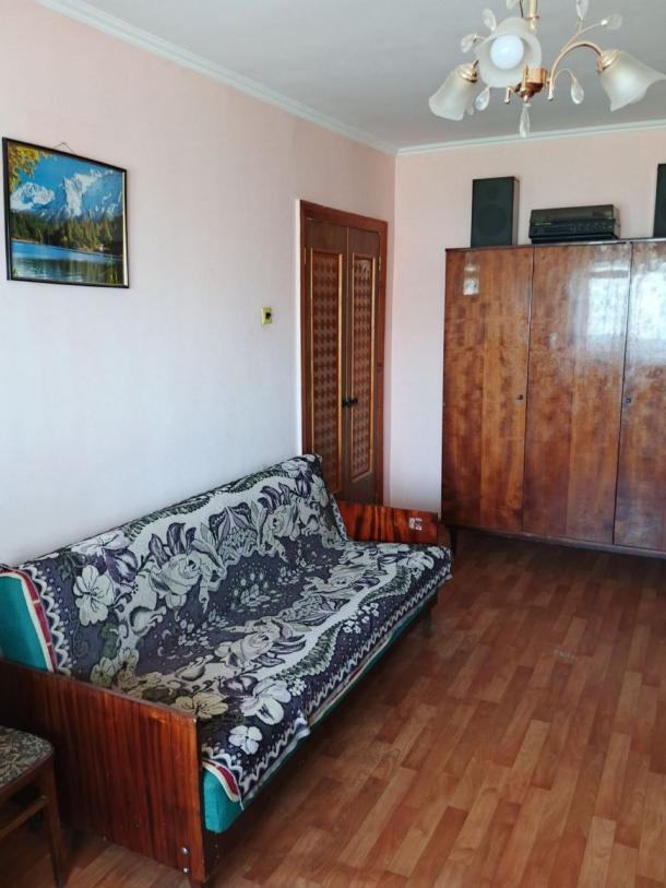 Квартира, 1-кімн., Харьков, 606м/р, Тракторостроителей просп.