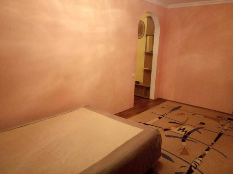 Квартира, 1-кімн., Харьков, 5 Северная Салтовка, Гвардейцев Широнинцев