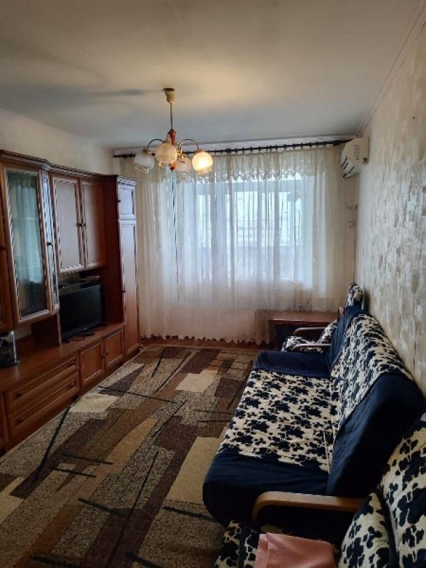 Квартира, 3-кімн., Харьков, Алексеевка, Людвига Свободы пр.