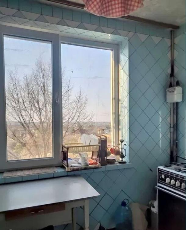 Квартира, 3-кімн., Харьков, Холодная Гора, Чередниченковский пер.