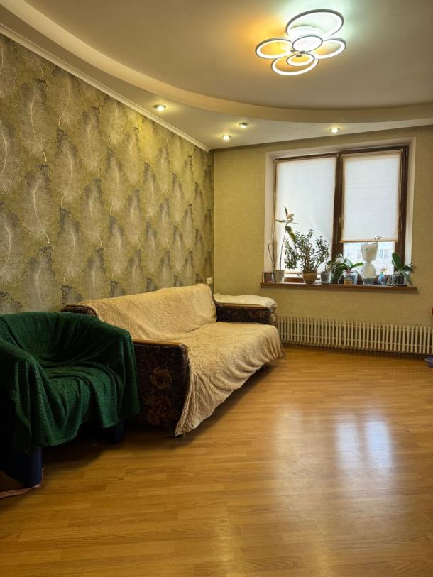 Квартира, 3-кімн., Харьков, 608м/р, Академика Павлова
