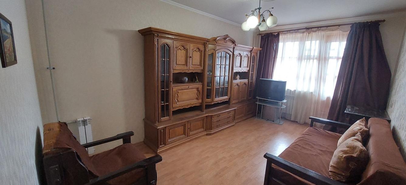 Квартира, 3-кімн., Харьков, 1 Северная Салтовка, Леся Сердюка (Командарма Корка)