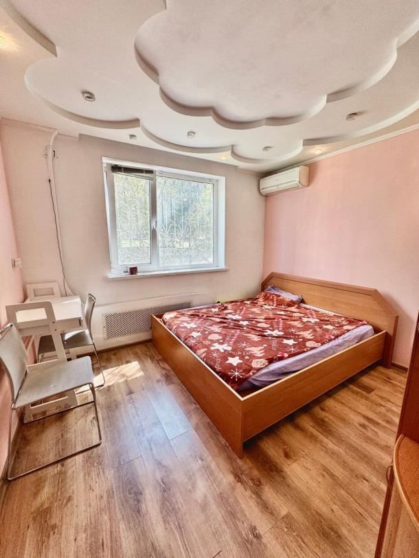 Квартира, 2-кімн., Харьков, 520м/р, Валентиновская