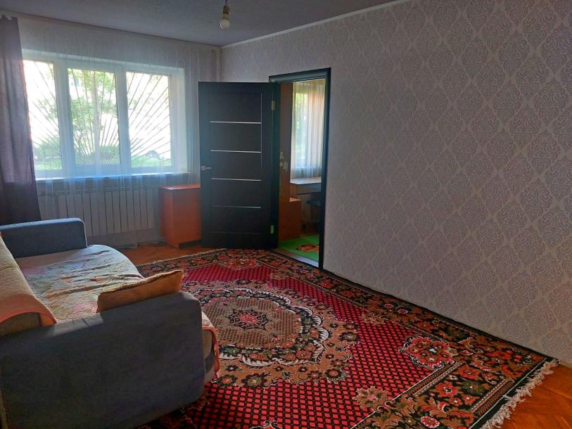 Квартира, 3-кімн., Харьков, Новые Дома, Ощепкова