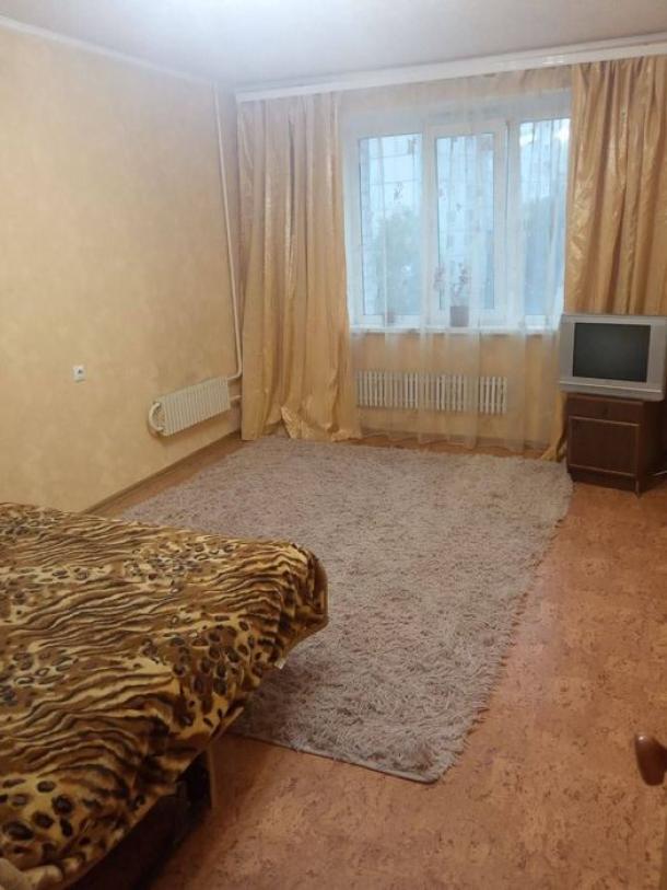 Квартира, 1-кімн., Харьков, 615м/р, Гвардейцев Широнинцев