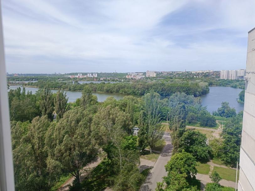 Квартира, 2-кімн., Харьков, 522м/р, Академика Барабашова