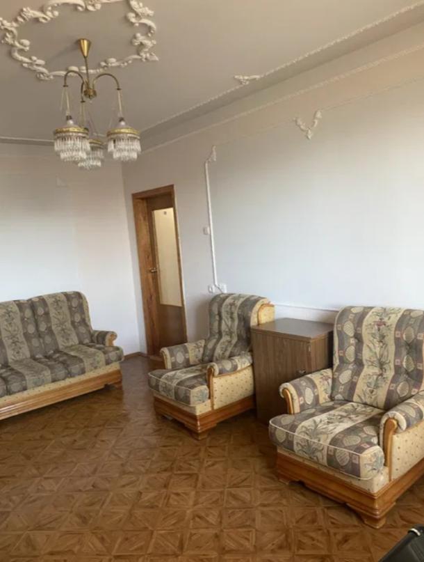 Квартира, 3-кімн., Харьков, 4 Северная Салтовка, Натальи Ужвий