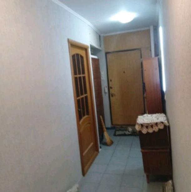 Квартира, 3-кімн., Харьков, 524м/р, Непокоренных (Героев Труда)
