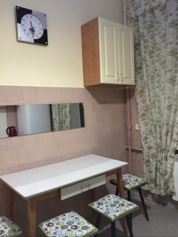 Квартира, 2-кімн., Харьков, Защитников Украины метро, Героев Харькова пр-т