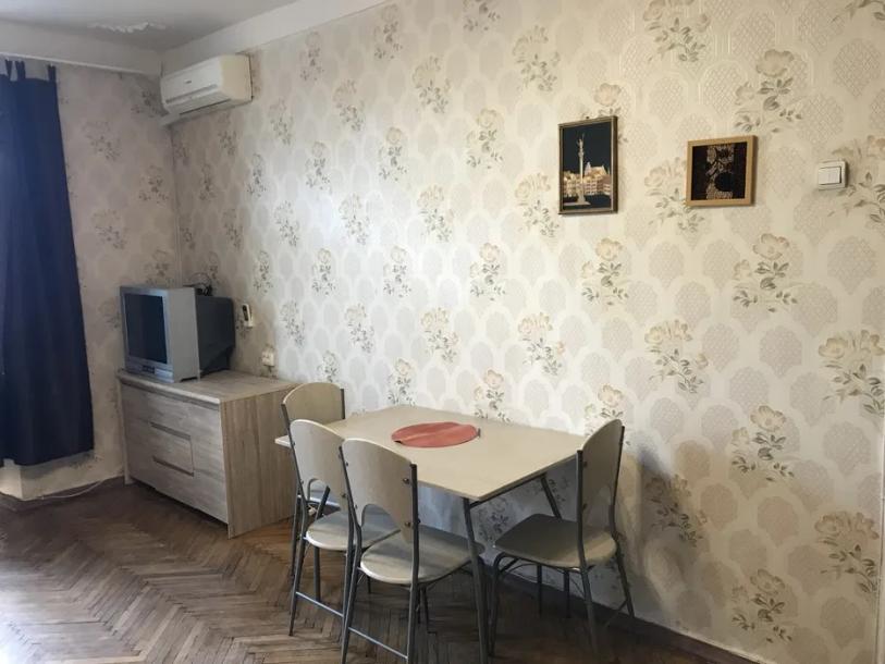 Квартира, 2-кімн., Харьков, Защитников Украины метро, Героев Харькова пр-т