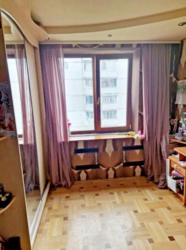 Квартира, 4-кімн., Харьков, 522м/р, Академика Павлова