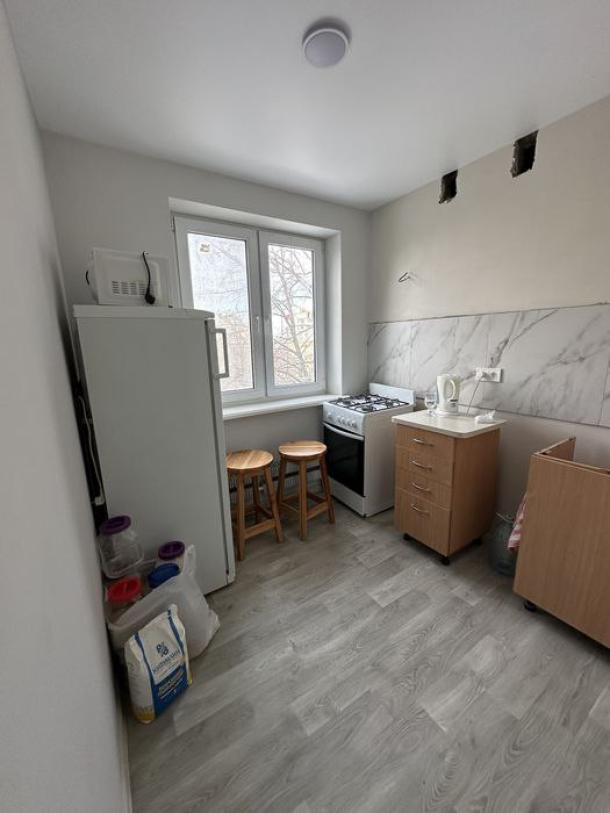 Квартира, 2-кімн., Харьков, 607м/р, Непокоренных (Героев Труда)