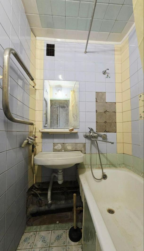 Квартира, 3-кімн., Харьков, 656м/р, Юбилейный пр. (50 лет ВЛКСМ пр.)