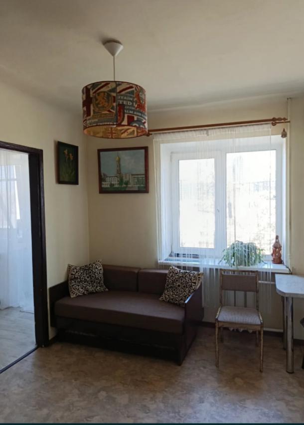 Квартира, 2-кімн., Харьков, Павлово Поле, Шекспира