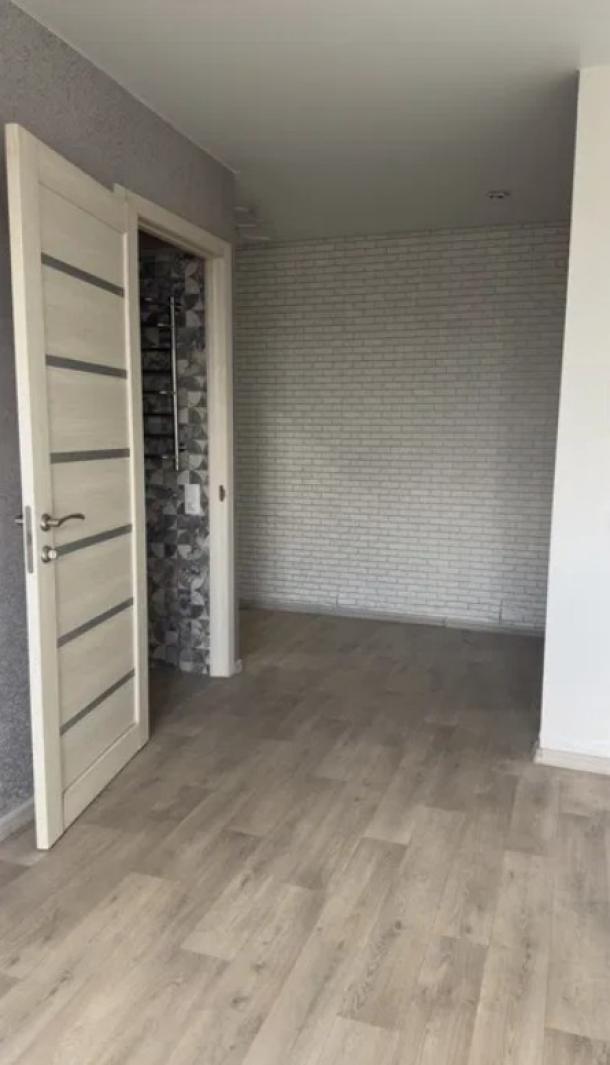 Квартира, 3-кімн., Харьков, 533м/р, Бучмы