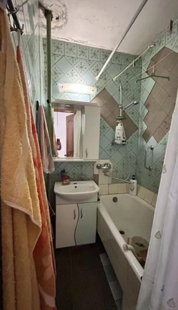 Квартира, 3-кімн., Харьков, 625м/р, Амосова